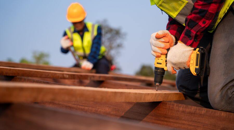 Professional residential roofers in Justice, IL